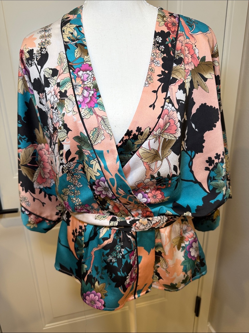 Floral Wrap-Front V-Neck Women's Top in Teal and Black - Picture 8 of 8